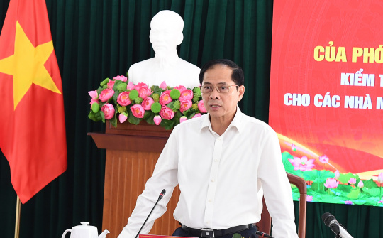 Phó Thủ tướng Bùi Thanh Sơn làm việc với tỉnh Khánh Hòa về tiến độ các dự án nhà máy điện hạt nhân