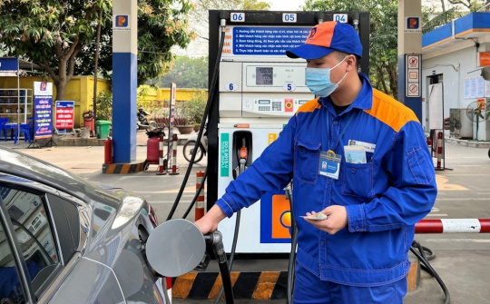 Kỳ điều hành giá xăng dầu ngày 15/1: Đồng loạt tăng nhẹ