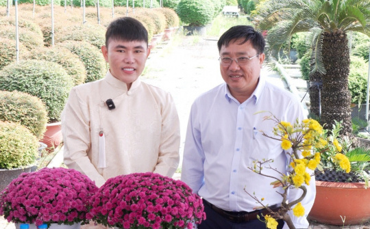 Đưa hoa Tết từ nhà vườn lên sàn thương mại điện tử