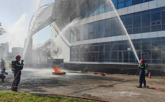 Trung tâm Khuyến công và XTTM Đà Nẵng thực tập phương án PCCC và CNCH năm 2026