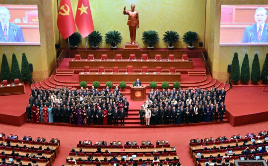 Chỉ thị của Bộ Chính trị: Quán triệt, tuyên truyền và triển khai thực hiện Nghị quyết Đại hội XIV của Đảng