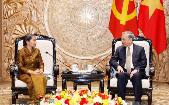 Tổng Bí thư Tô Lâm tiếp Đoàn đại biểu Đảng Nhân dân Campuchia chúc mừng thành công Đại hội XIV
