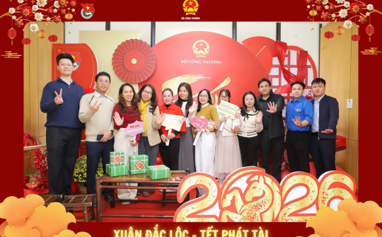 Rộn ràng không khí check-in đón Tết tại Bộ Công Thương