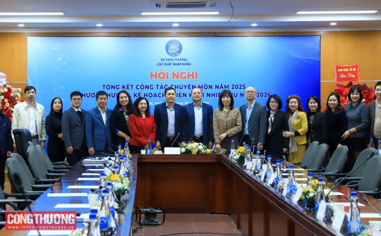 Cục Xuất nhập khẩu: Phát huy vai trò tham mưu các giải pháp giữ vững đà tăng trưởng xuất khẩu