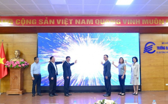 Ra mắt Trung tâm Đào tạo Công nghệ ứng dụng Thực tế ảo và Trí tuệ nhân tạo trong năng lượng