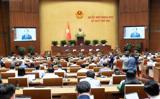 Ngày 20/10, Quốc hội nghe các tờ trình, báo cáo thẩm tra và thảo luận ở Tổ về các dự án luật thuộc lĩnh vực Công Thương
