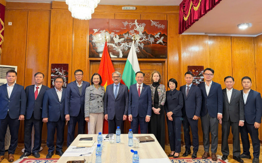 Bulgaria muốn mở rộng hợp tác với Việt Nam trong lĩnh vực công nghệ xử lý, tái chế chất thải công nghiệp