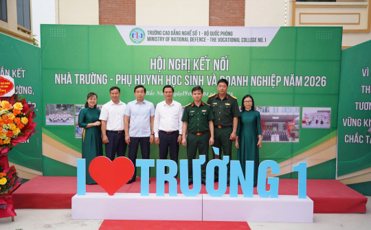 Định hướng đào tạo theo nhu cầu doanh nghiệp qua liên kết nhà trường - doanh nghiệp - cựu sinh viên