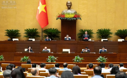 Ngày 28/10, Quốc hội làm việc, thảo luận về dự án Luật sửa đổi 4 luật thuộc lĩnh vực Công Thương