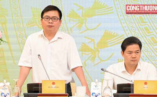 Thứ trưởng Trương Thanh Hoài: Thúc đẩy phát triển điện mặt trời mái nhà, tăng tốc các dự án nguồn và lưới điện
