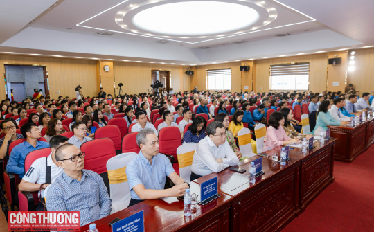 Lễ phát động phong trào “Mỗi ngày một sáng kiến” và Cuộc thi “Nhóm giải pháp Đổi mới sáng tạo - Chuyển đổi số ngành Công Thương”: Những con số ấn tượng