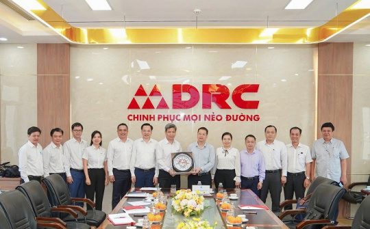Chủ tịch UBND TP. Đà Nẵng làm việc với DRC về mở rộng thị trường, phát triển sản xuất