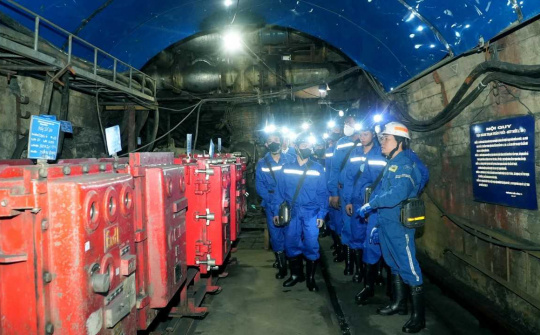 Hợp nhất Quy chuẩn kỹ thuật quốc gia về thuốc nổ nhũ tương an toàn dùng cho mỏ hầm lò có khí nổ