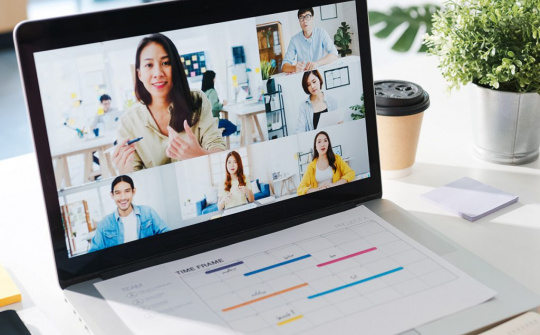 Trách nhiệm pháp lý và đạo đức trong việc sử dụng AI để tạo nội dung giáo dục trực tuyến