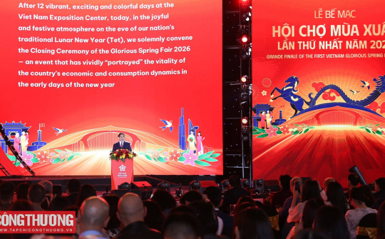 Thủ tướng Phạm Minh Chính: Chuyển đổi từ "ưu tiên" sang "tin yêu" và "tự hào" khi dùng hàng Việt Nam