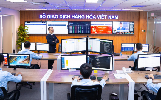 MXV: Dự báo giá dầu neo thấp, doanh nghiệp cần chủ động quản trị rủi ro biến động