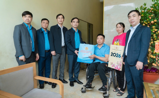 Than Thống Nhất: Ấm áp nghĩa tình, trọn vẹn “Tết Thợ Mỏ”