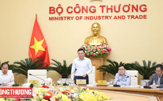 Phát triển văn hóa công vụ, củng cố nền tảng và tạo đà phát triển bền vững cho Ngành Công Thương