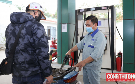 Chủ động, bảo đảm nguồn cung xăng dầu trong mọi tình huống