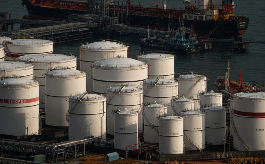 Giá xăng dầu hôm nay 4/2: Thị trường theo dõi sát biến động tại Trung Đông