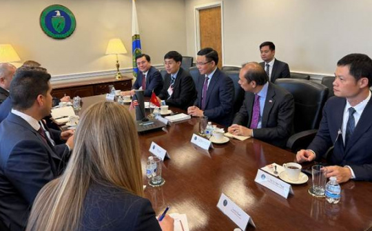 Thúc đẩy triển khai đúng tiến độ các dự án năng lượng của doanh nghiệp Hoa Kỳ tại Việt Nam