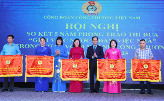 Lan tỏa sức mạnh nữ công ngành Công Thương từ phong trào “Giỏi việc nước, đảm việc nhà”