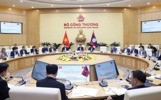 Việt Nam - Lào: Thúc đẩy hợp tác kinh tế, thương mại và năng lượng