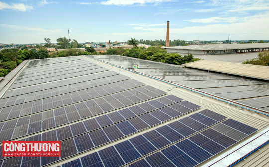 Tăng cường thực thi tiết kiệm điện và phát triển điện mặt trời mái nhà