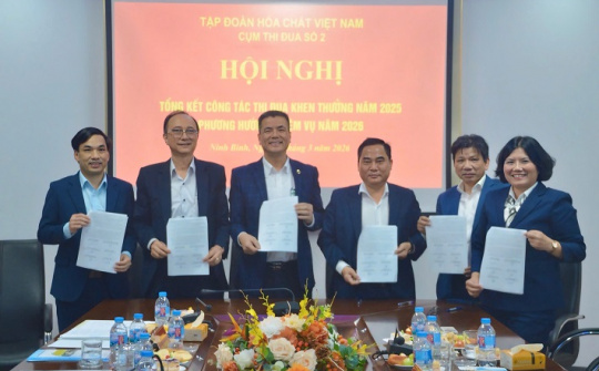 Cụm thi đua số 2 Vinachem tổng kết phong trào thi đua năm 2025