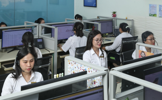 Phụ nữ EVNSPC: Bản lĩnh, tận tâm vì sự phát triển bền vững