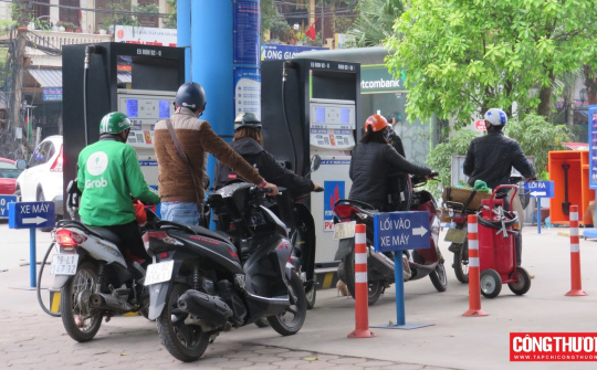 Thực hiện các giải pháp bảo đảm nguồn cung xăng dầu cho thị trường trong nước