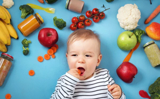 Từ 15/5, phạt tới 20 triệu đồng nếu trưng bày thức ăn bổ sung cho trẻ dưới 06 tháng tuổi tại cơ sở y tế