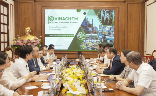 Tập đoàn Hóa chất Việt Nam (Vinachem) làm việc với đối tác Ai Cập về cơ hội hợp tác cung ứng quặng apatit