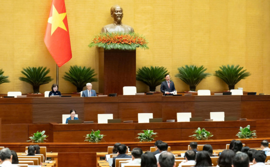 Quốc hội góp ý Dự thảo Luật Thủ đô (sửa đổi): Hoàn thiện cơ chế liên kết vùng, phát huy vai trò trung tâm lan tỏa của Hà Nội