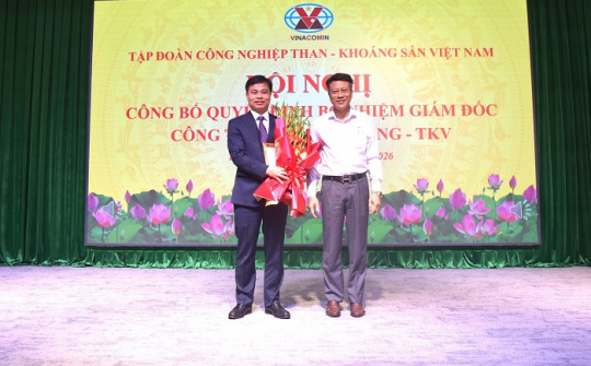 Công bố quyết định bổ nhiệm Giám đốc Công ty Nhôm Đắk Nông - TKV