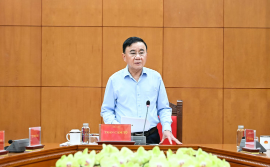 Kết luận của Bộ Chính trị về tiếp tục tháo gỡ khó khăn, vướng mắc cho các dự án tồn đọng kéo dài