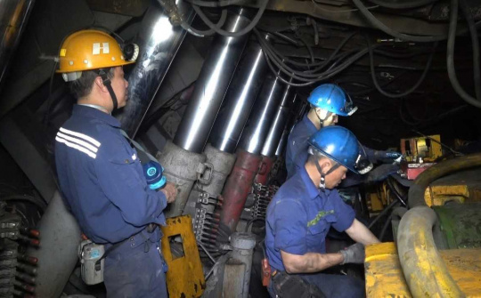 Khối Cơ khí TKV đạt doanh thu hơn 982 tỷ đồng trong Quý I/2026