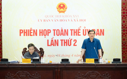 Hoàn thiện cơ chế, chính sách nhằm tạo môi trường thuận lợi phát triển các ngành công nghiệp văn hóa