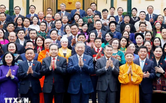 Tổng Bí thư, Chủ tịch nước Tô Lâm gặp mặt đại biểu Quốc hội khóa XVI là người dân tộc thiểu số