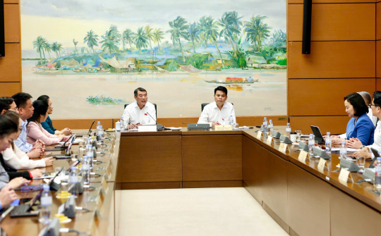 Đề xuất nâng ngưỡng doanh thu không chịu thuế lên 1 tỷ đồng, tiếp tục nghiên cứu điều chỉnh giảm trừ gia cảnh