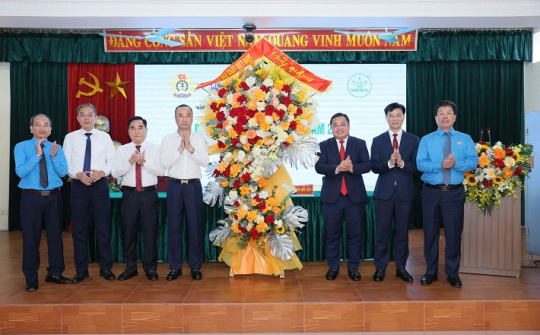 Phân lân Ninh Bình tăng tốc bứt phá