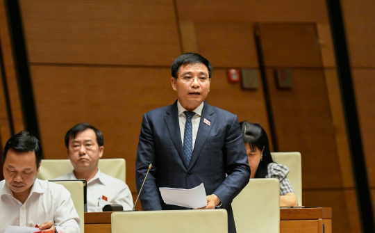 Phát triển các động lực tăng trưởng mới, mở rộng hợp lý chính sách tài khóa