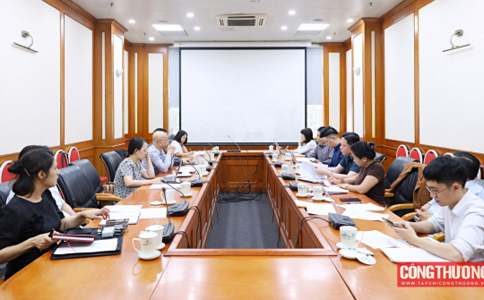 Đẩy mạnh chuyển đổi số và chuyển đổi xanh: “Đòn bẩy” hiện đại hóa ngành logistics Việt Nam