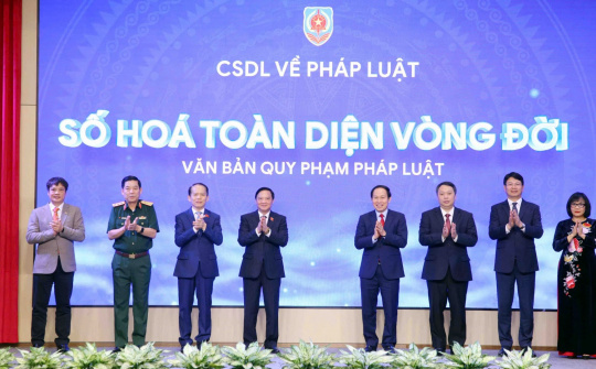 Tập đoàn FPT đồng hành cùng Bộ Tư pháp ứng dụng công nghệ số và AI sẵn sàng tổng rà soát văn bản quy phạm pháp luật