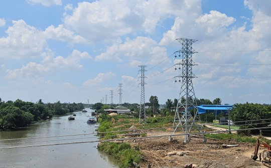 “Chạy” nước rút trên những công trình lưới điện 110kV trọng điểm phía Nam