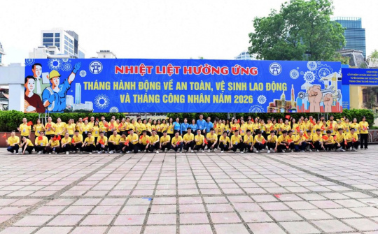 100 đoàn viên, người lao động May 10 tham gia diễu hành kỷ niệm Ngày Quốc tế Lao động 1/5