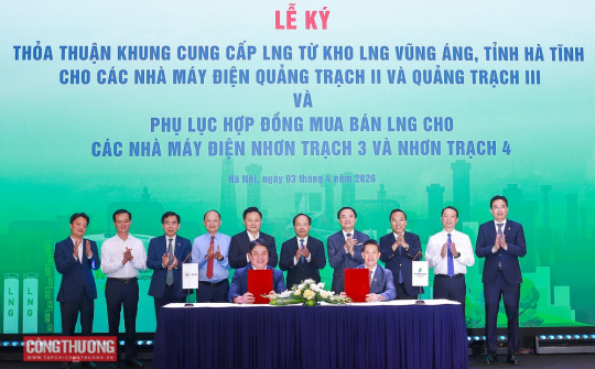 Petrovietnam, EVN, PV GAS và PV Power ký thỏa thuận cung cấp LNG cho các dự án điện khí