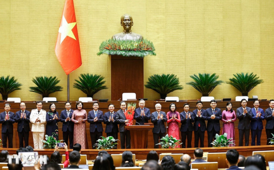 Quốc hội bầu các Phó Chủ tịch Quốc hội và Ủy viên Ủy ban Thường vụ Quốc hội
