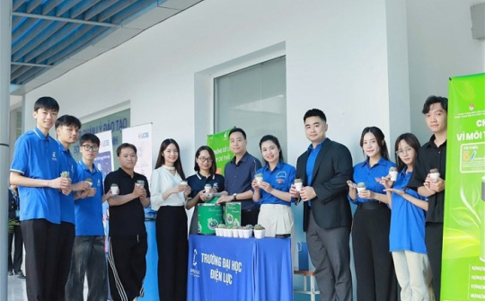 Tuổi trẻ Trường Đại học Điện lực lan tỏa thông điệp sống xanh