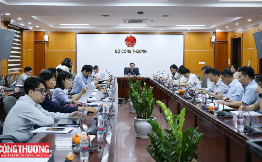 Chủ động, linh hoạt giải pháp bảo đảm nguồn cung các mặt hàng thiết yếu cho thị trường